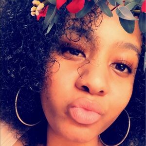 Meet your Posher, Teresa