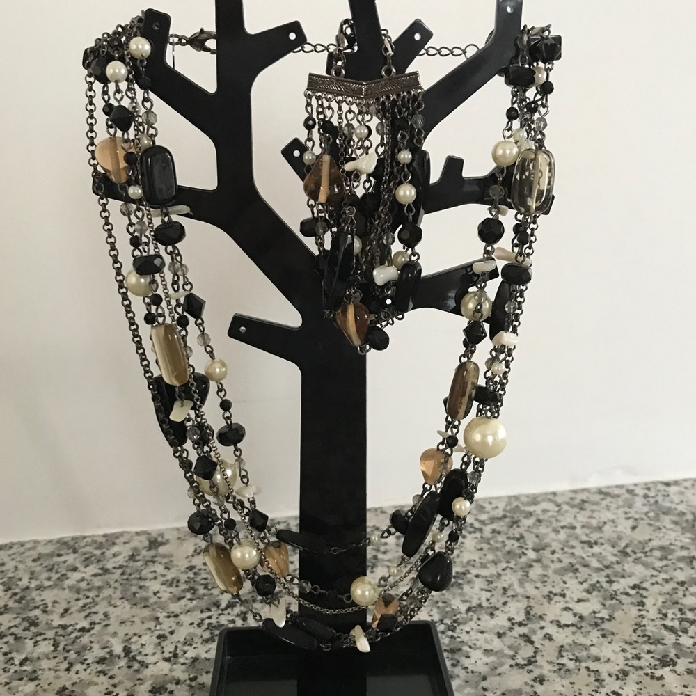 Lia Sophia necklace and bracelet set