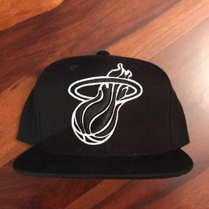 Mitchell & Ness Miami Heat SnapBack Hat
