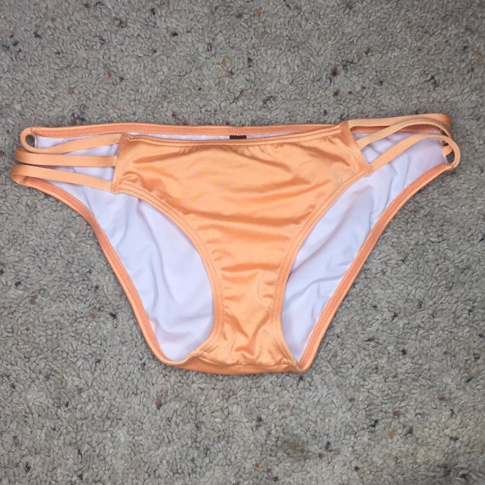 VICTORIAS SECRET BIKINI BOTTOMS