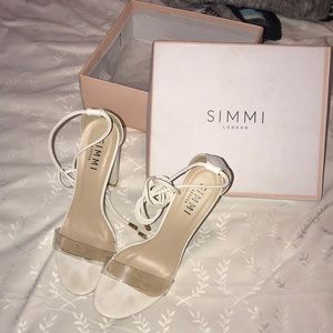 Beautiful white lace up heels✨