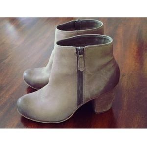 New BP Trolley Booties