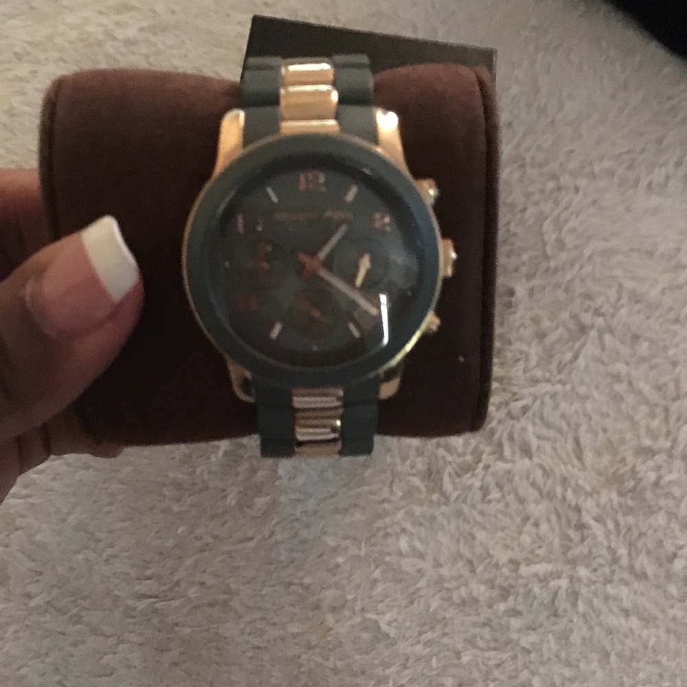 Authentic Michael Kors Watch - image 3