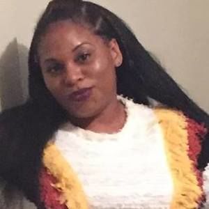 Meet your Posher, Latisha