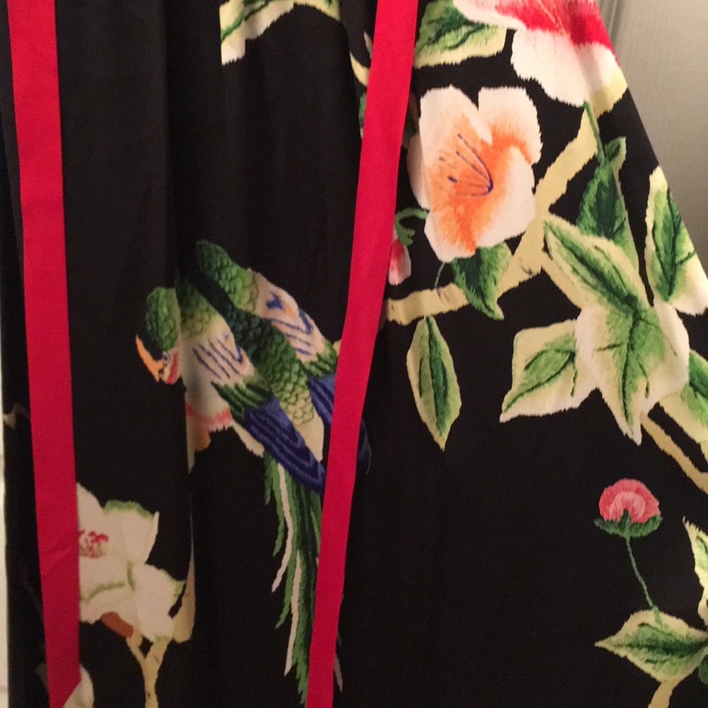 Silk evening dress - Picture 2 of 7
