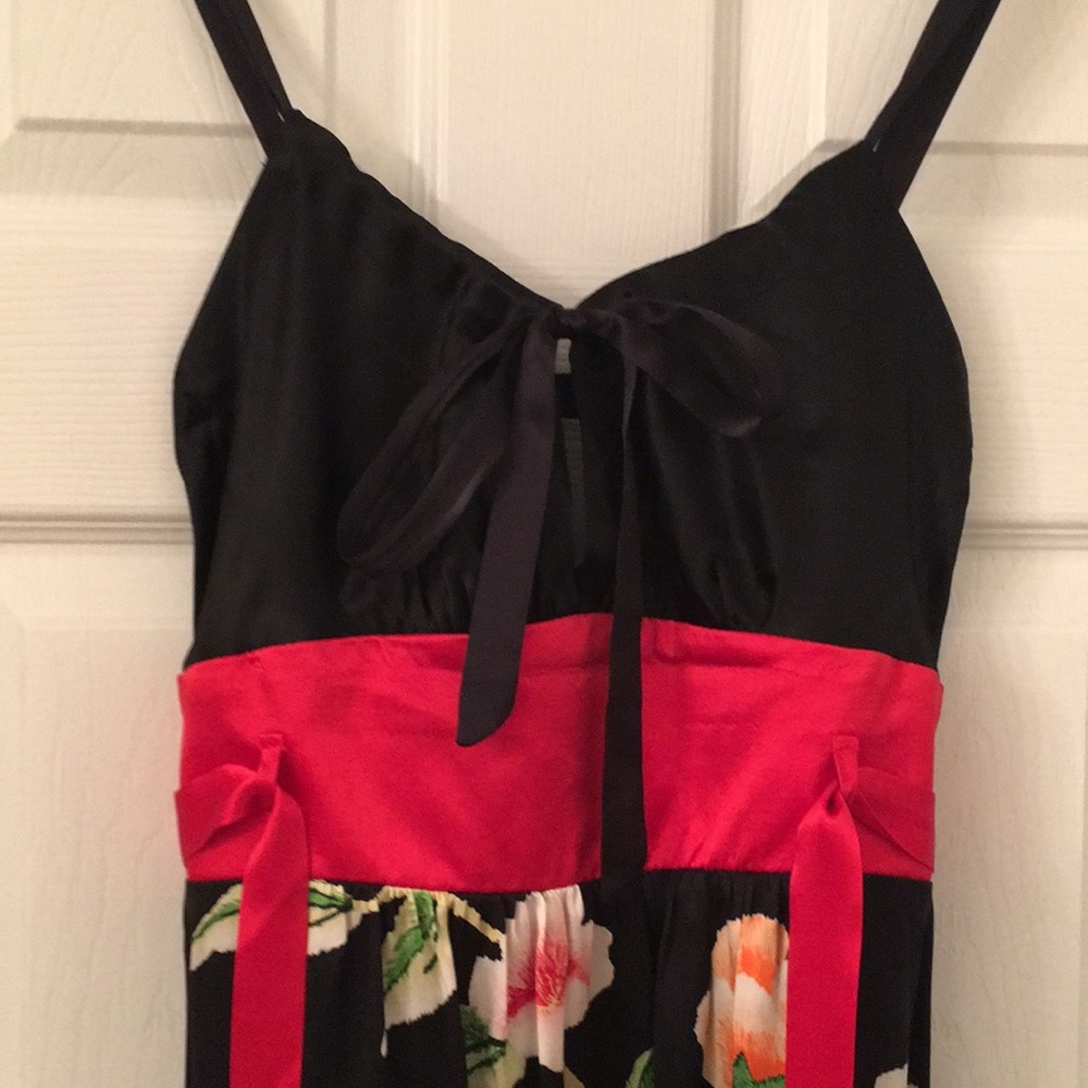 Silk evening dress - Picture 3 of 7