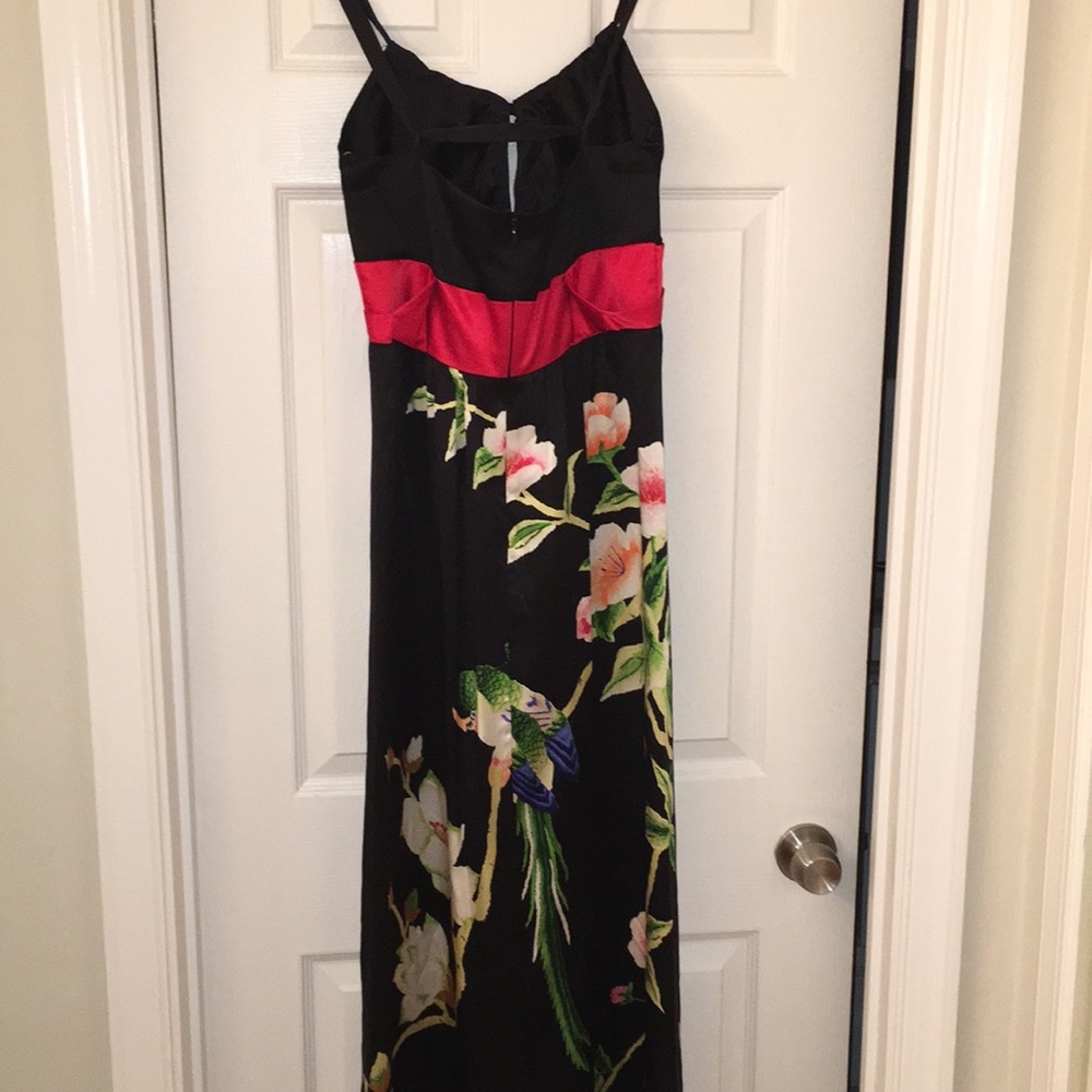 Silk evening dress - Picture 5 of 7