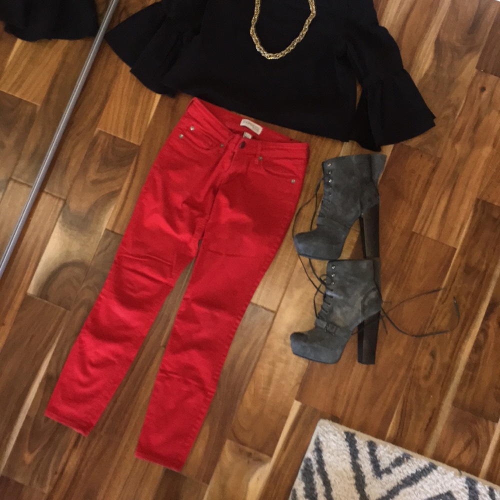 Bright red Express jean leggings! ❤️❤️