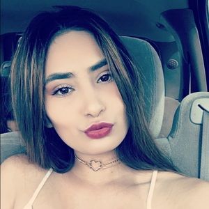 Meet your Posher, Brandy