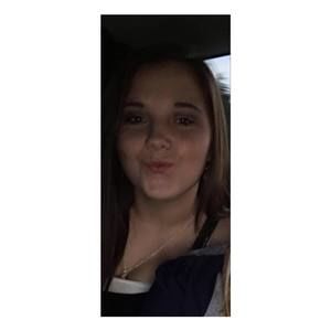 Meet your Posher, Alyssa