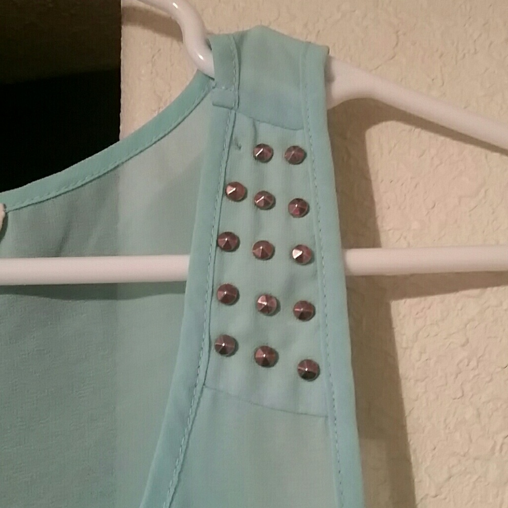 Mint colored studded top - Picture 3 of 5