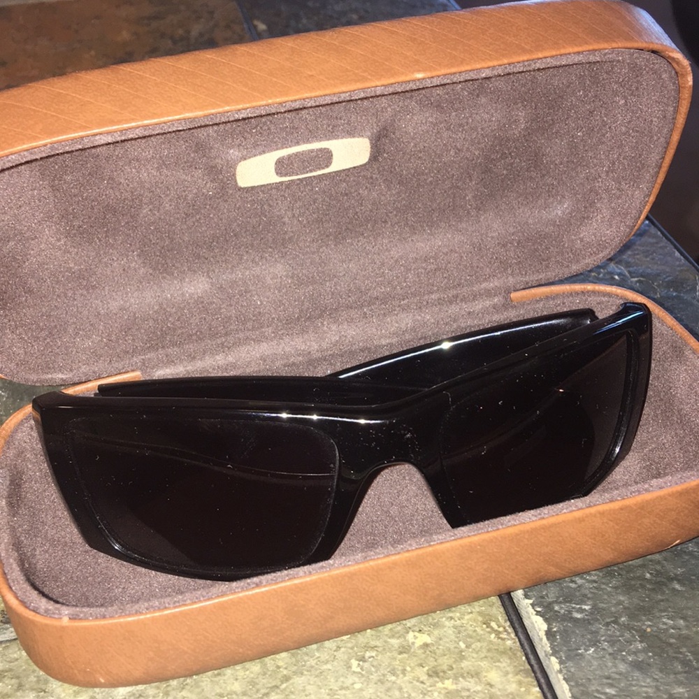 Oakley Gascan Sunglasses - black on black matte