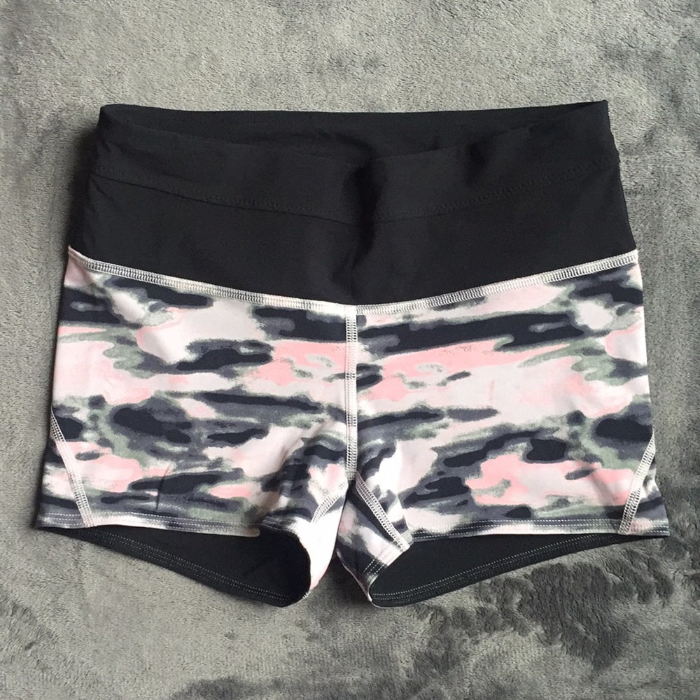 Reversible tight Lululemon Shorts