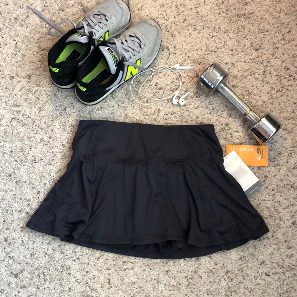 Champion skort with inner short attached NWT