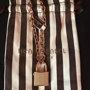 Hendri Bendel Chain Link Necklace