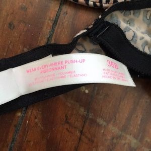 PINK Victoria's Secret Intimates & Sleepwear - Victoria’s Secret pink push up bra cheetah PINK Victoria's Secret Intimates & Sleepwear - Victoria’s Secret pink push up bra cheetah