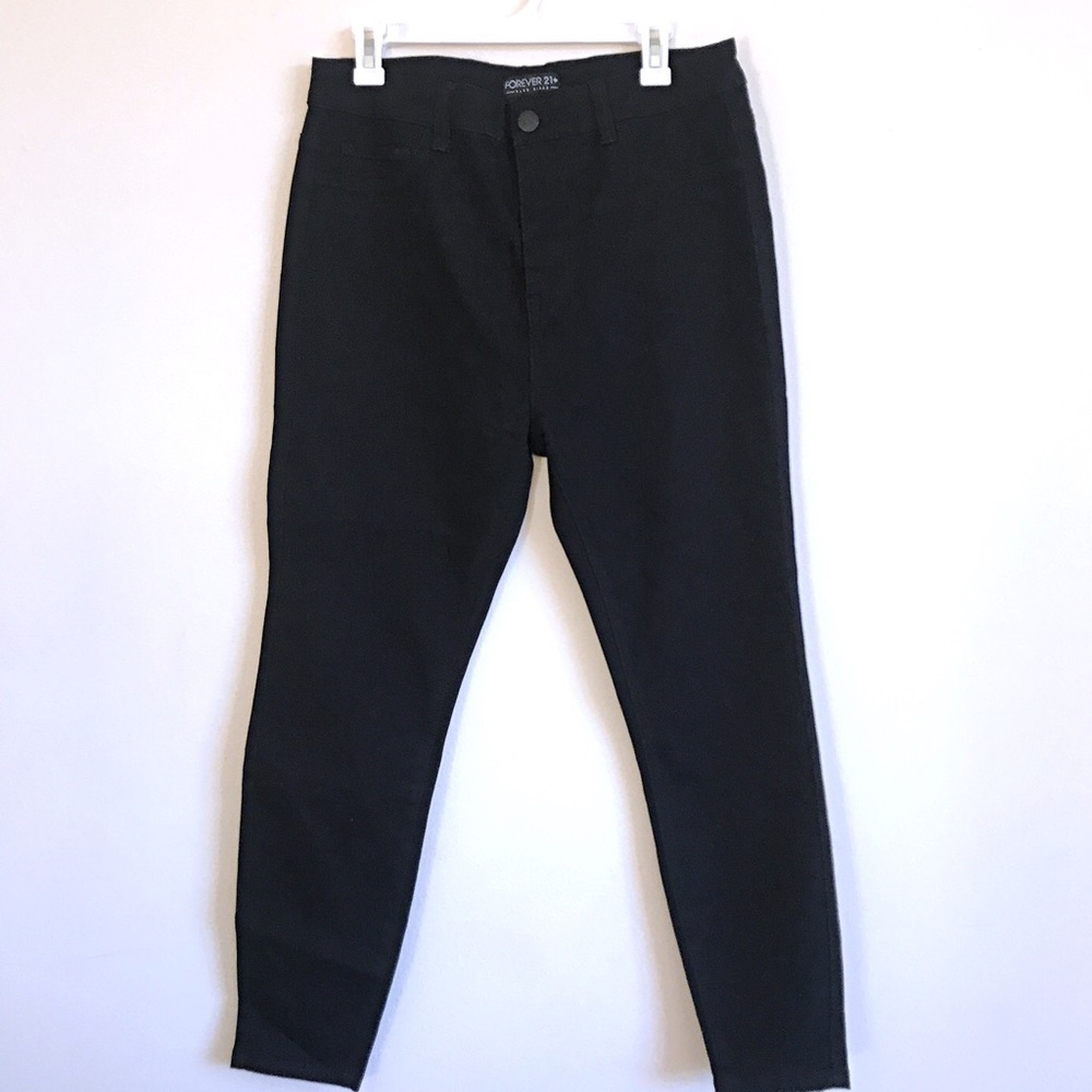 Forever 21 Plus High Rise Short Jeans