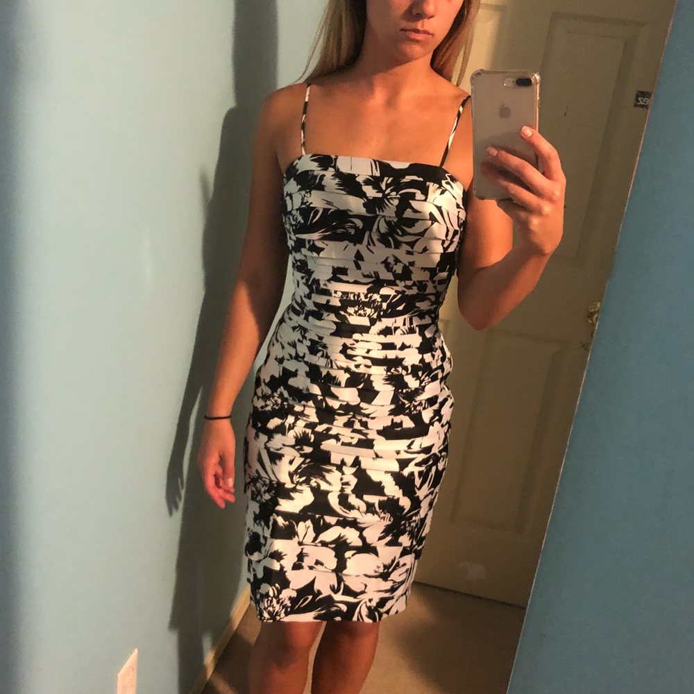 WHBM black and white flower dress