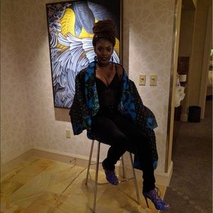 Meet your Posher, Felyce