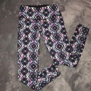 Victoria’s Secret VSX Knockout Leggings