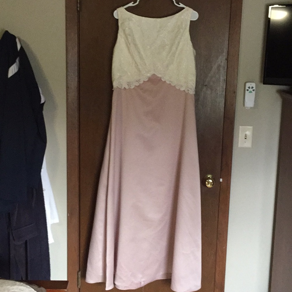 Bridesmaid dress Jordan size 12