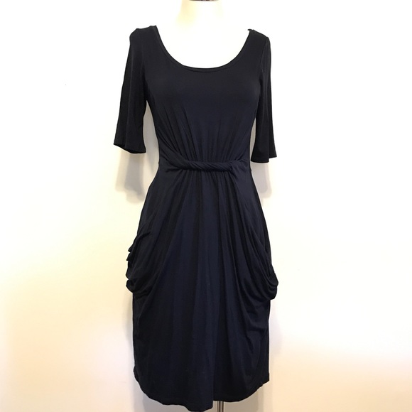 Navy knit dress with pockets. - Picture 2 of 4
