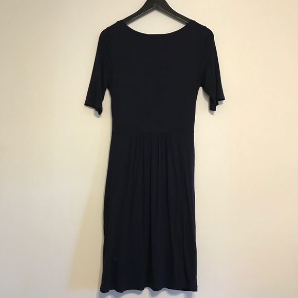 Navy knit dress with pockets. - Picture 4 of 4