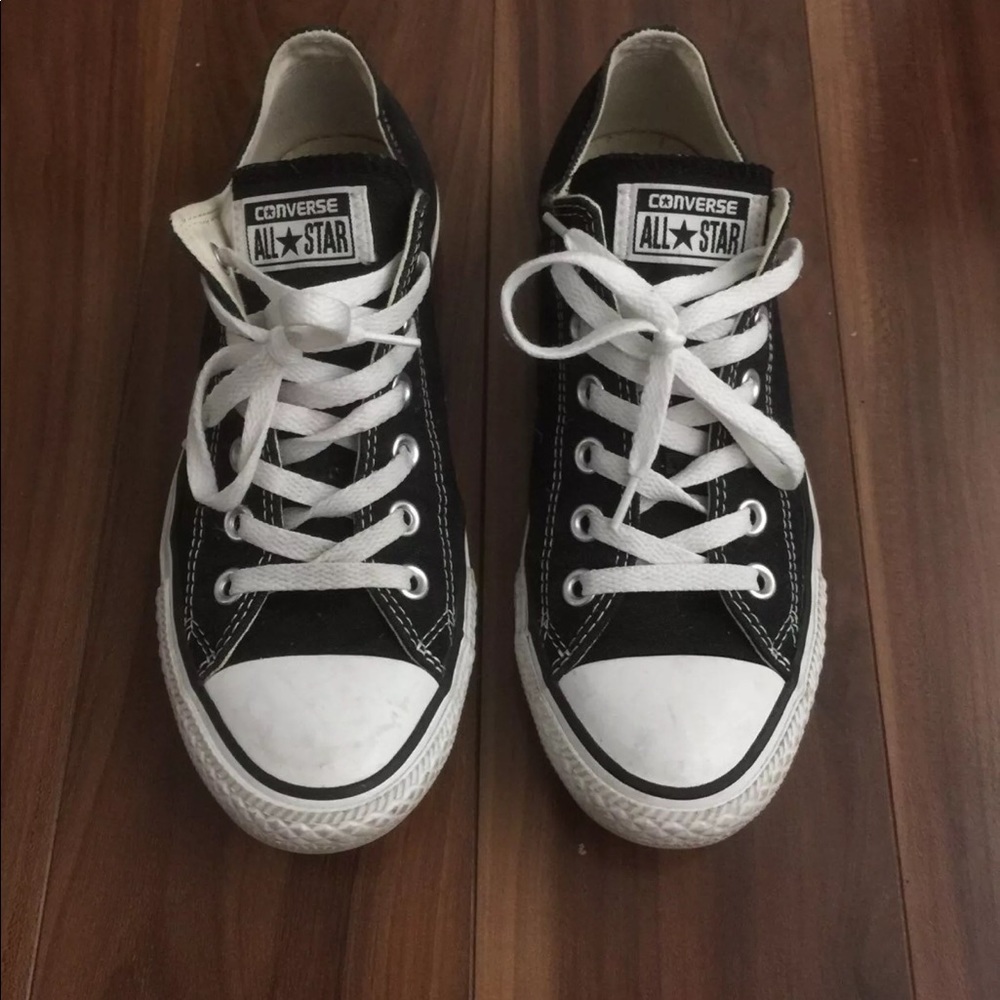 Black converse