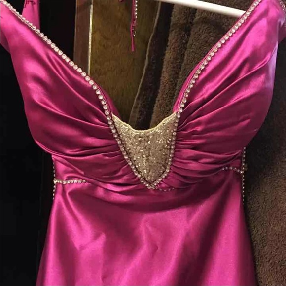 Prom dress - Picture 4 of 4