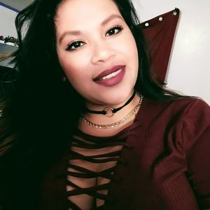 Meet your Posher, Leslie