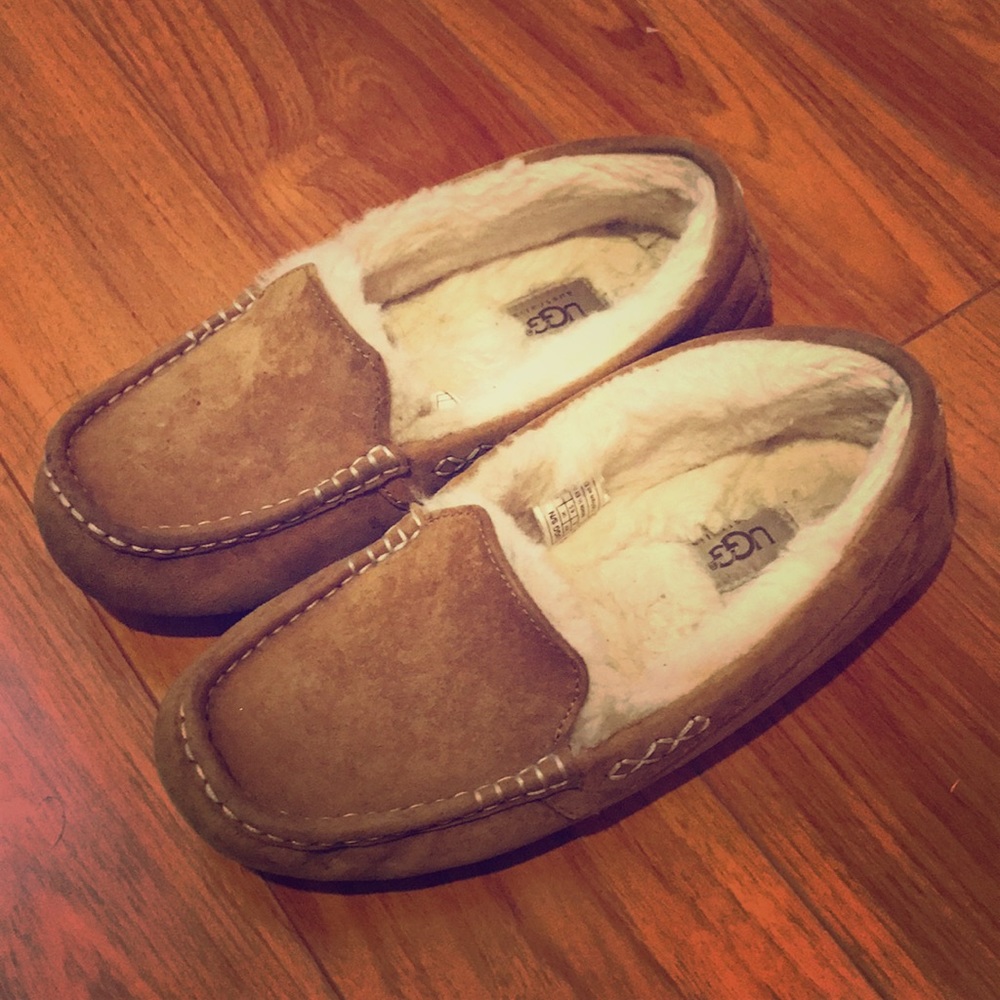 UGG Ansley slippers