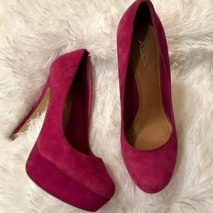 ALDO Fuchsia Heels!!