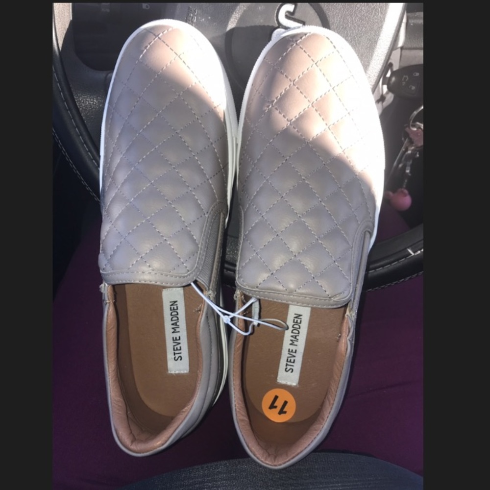 Steve Madden Flats