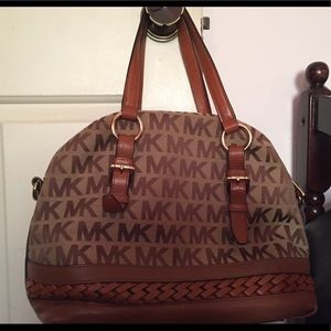 Micheal Kors Brown Purse