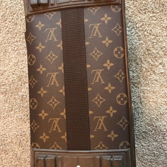 Authentic Louis Vuitton roller bag - Picture 6 of 8