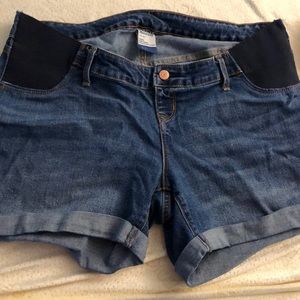 Maternity Jean Shorts -side panel