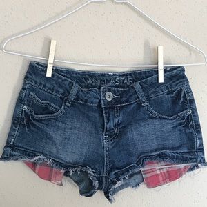 Vanilla Star Denim Shorts - Plaid Pink Pockets