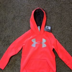 Girls youth small under armour hoodie