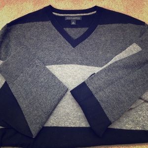 Banana Republic cashmere blend Men’s sizeL sweater