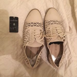 Cream Penny loafers - NWT