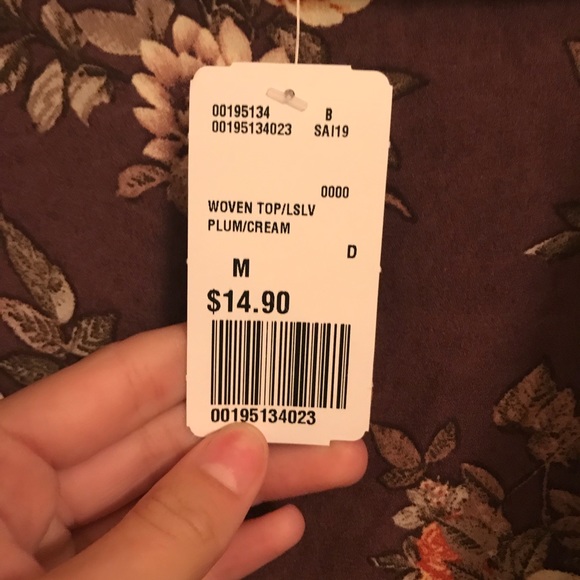 Burgundy Wrap Around Floral Blouse - Picture 4 of 5