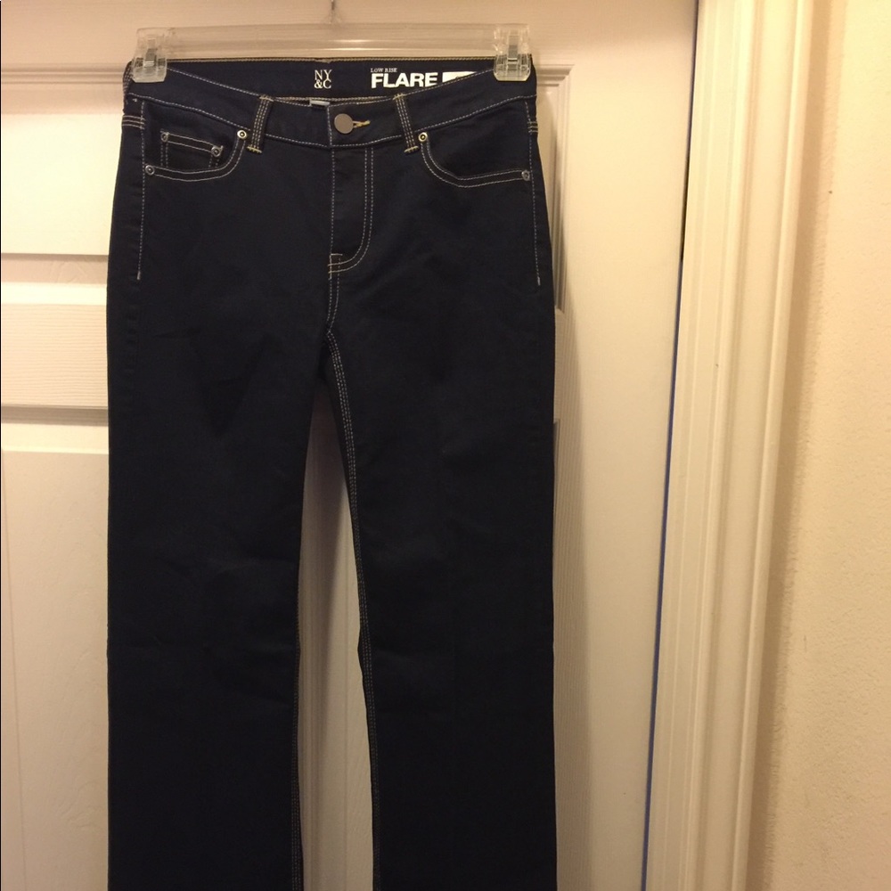 NY&C LOW RISE FLARE JEANS