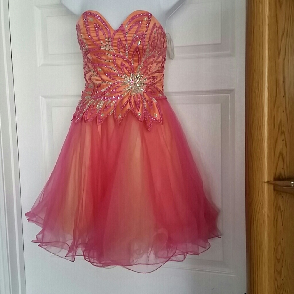 Size 4 homecoming dress
