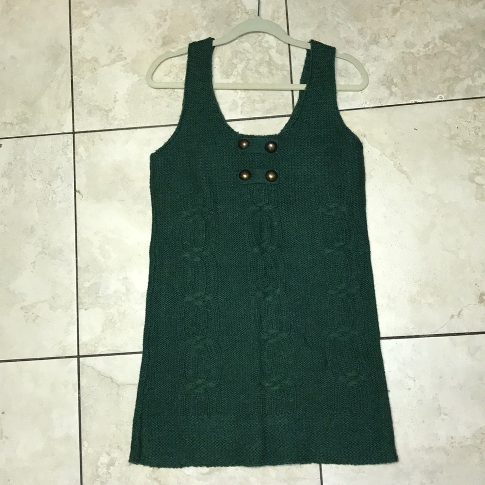 Green sweater-dress