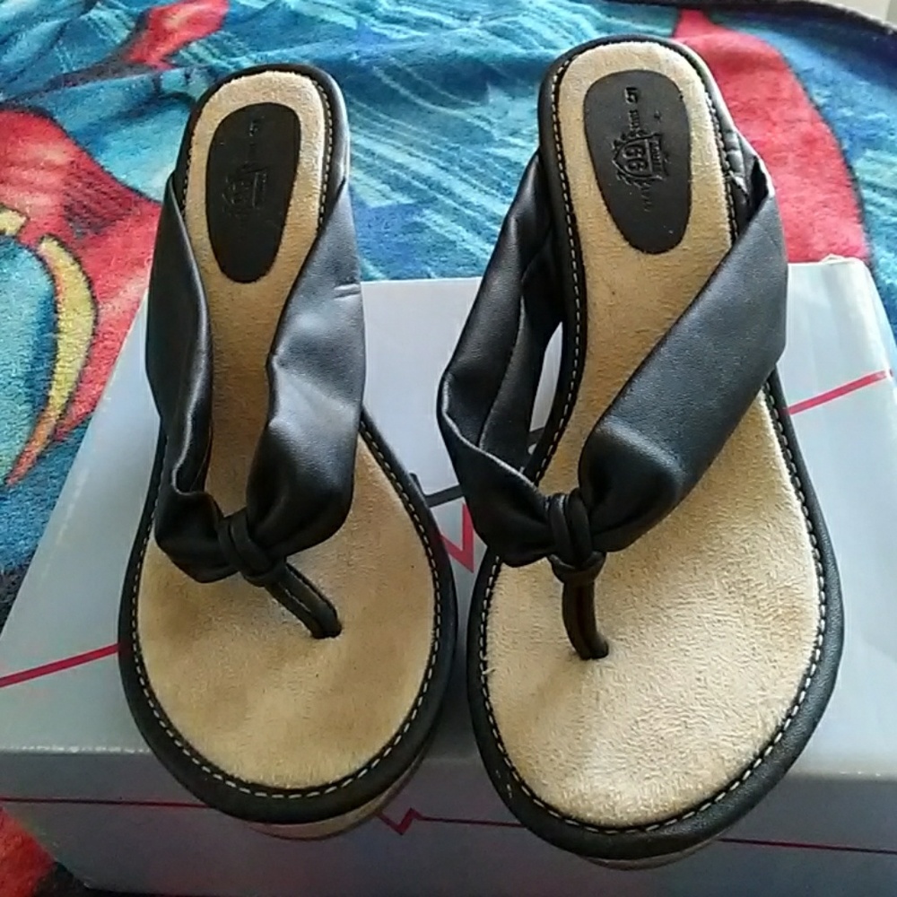 Women's Flip Flop Style Corks