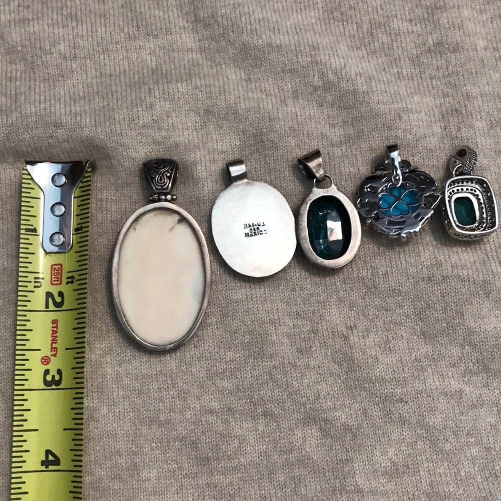 Multiple Pendants - image 3