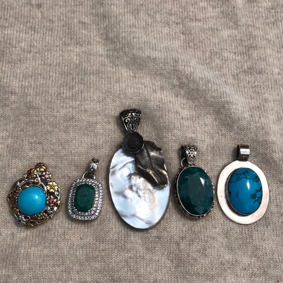 Multiple Pendants - Picture 1 of 3