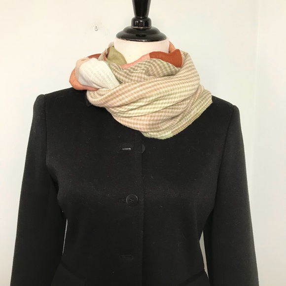 Reversible Infinity Scarf. - Picture 4 of 6