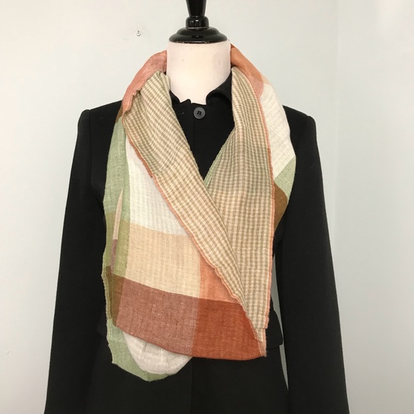 Reversible Infinity Scarf. - Picture 5 of 6