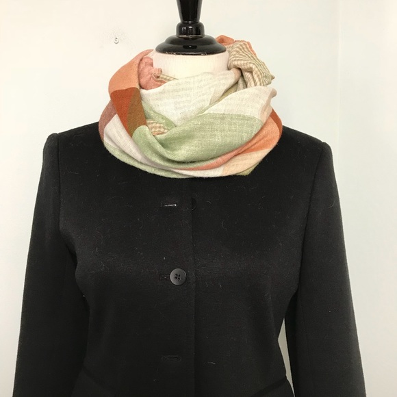 Reversible Infinity Scarf. - Picture 6 of 6